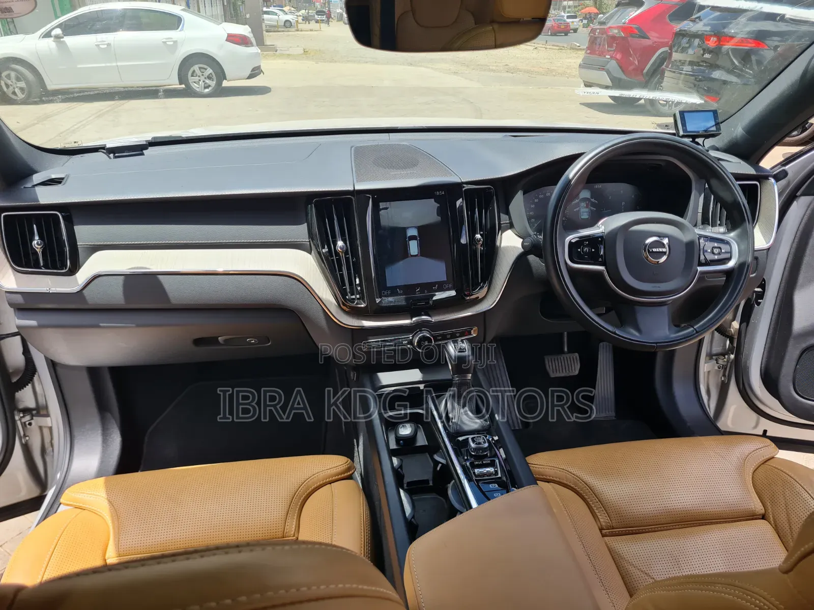 Volvo XC60 T5 Momentum AWD 2019 Silver