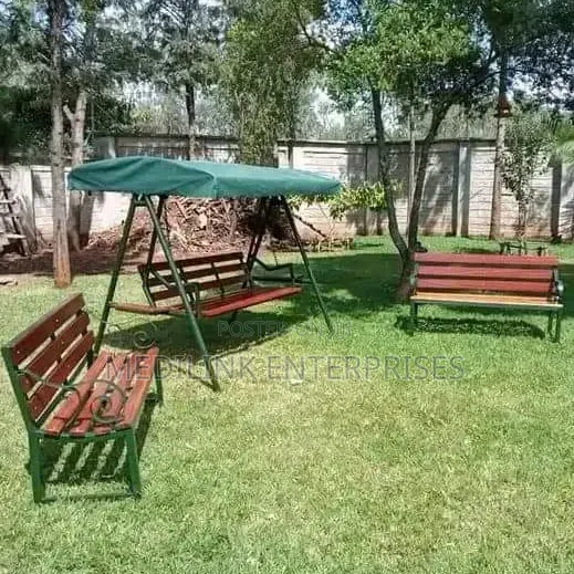 5ft Outdoor Woodmist Benches With a Backrest