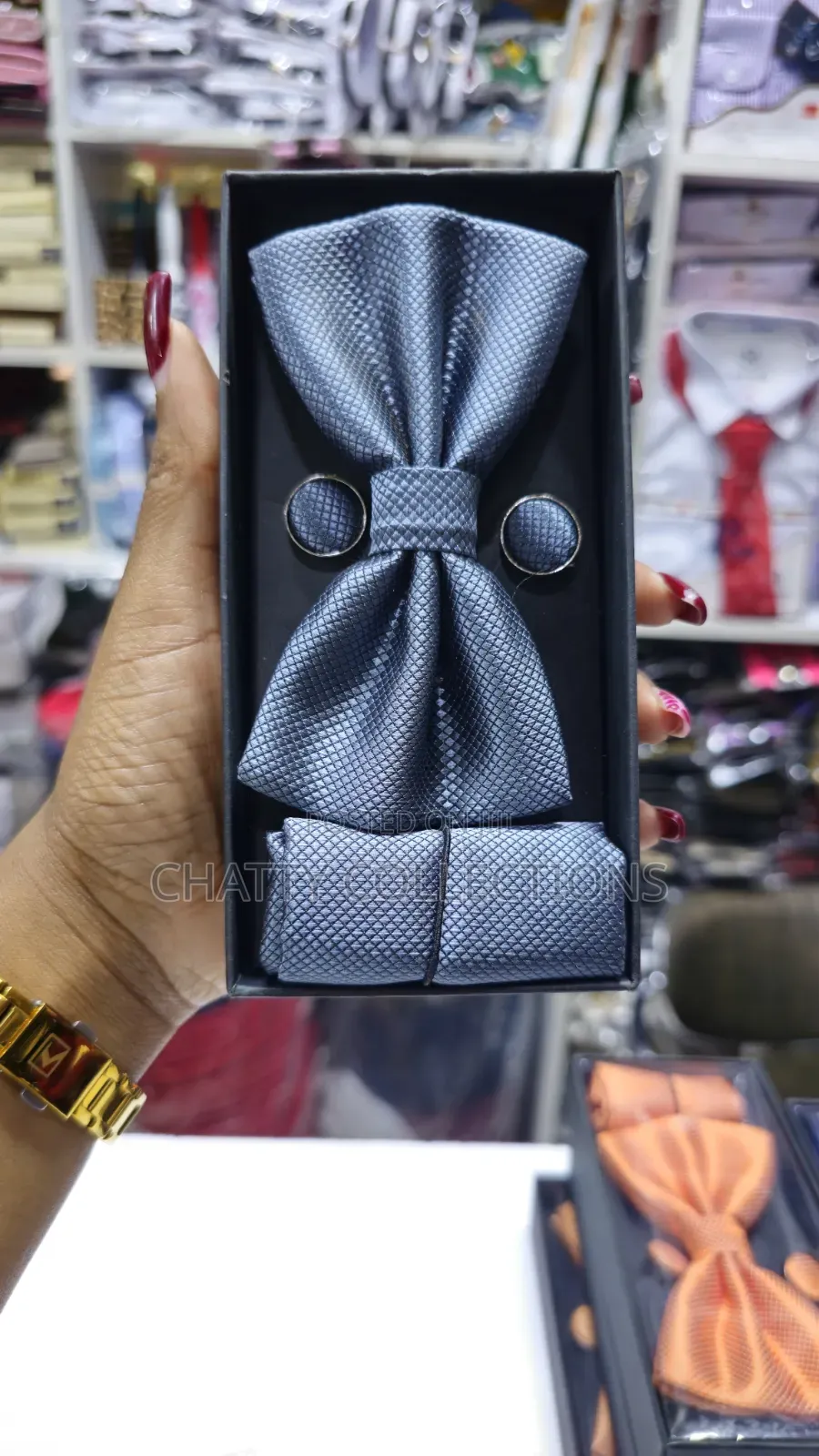 Unisex Gray Bow Tie Set With Pocket Square and Cufflinks