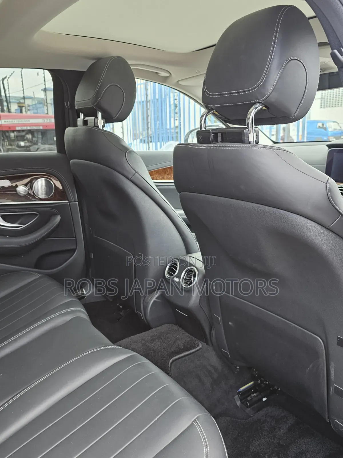 Mercedes-Benz E400 2018 Off white