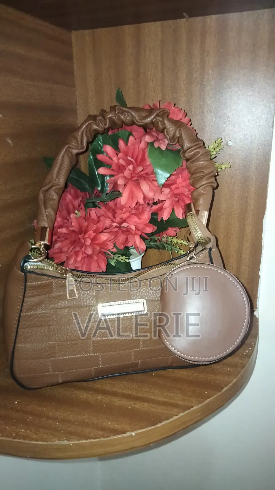 Shoulder Bag for Keeps