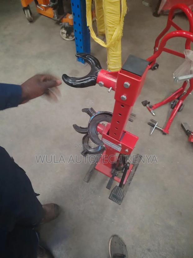 Corrosion-Resistant Finish Heavy Workout Spring Compressor Tool
