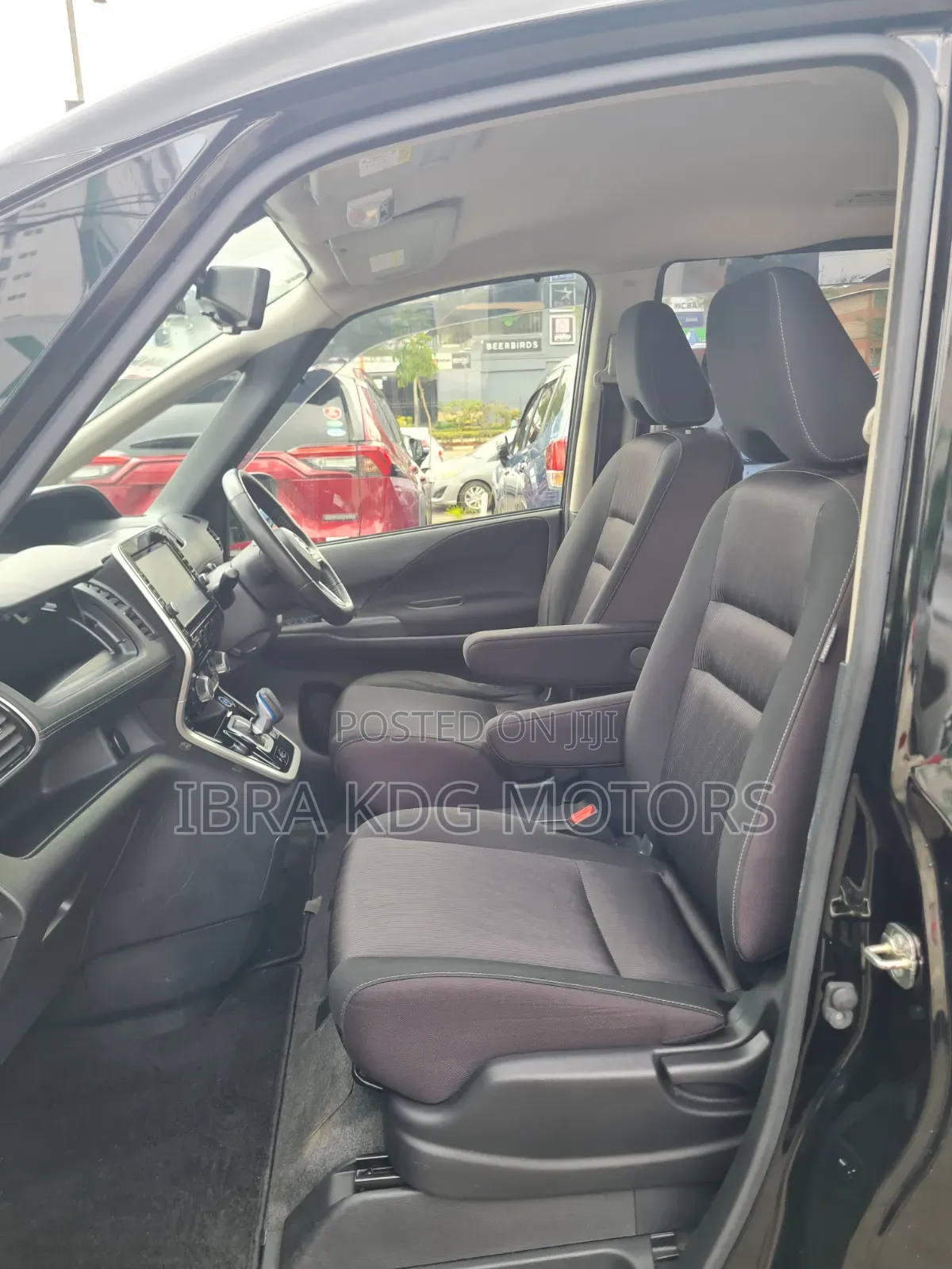 Nissan Serena 2019 Black