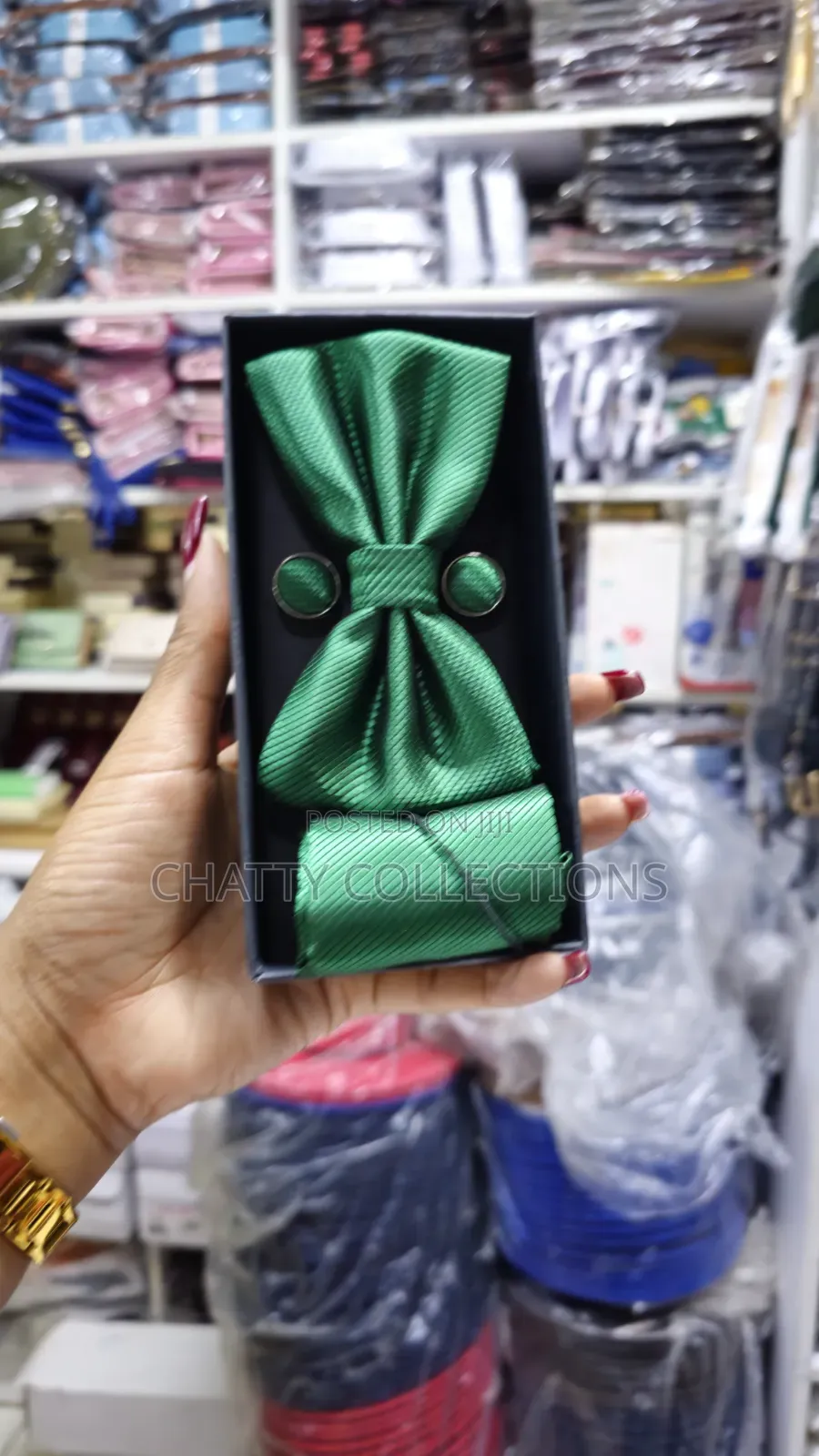 Unisex Green Bow Tie Set With Pocket Square and Cufflinks
