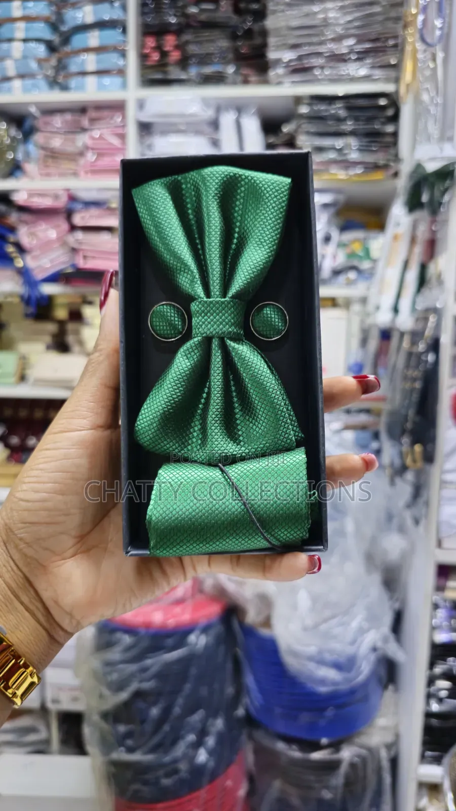 Unisex Green Bow Tie Set With Pocket Square and Cufflinks