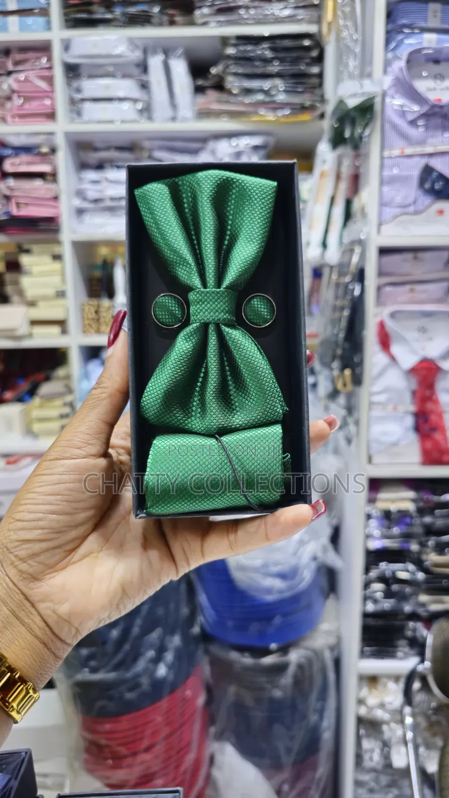 Unisex Green Bow Tie Set With Pocket Square and Cufflinks