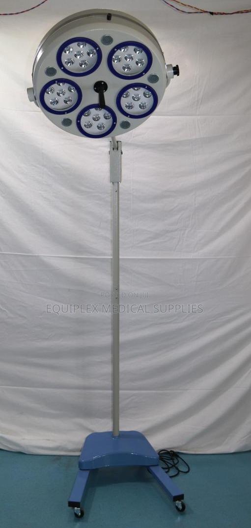 5 Bulbs Quality LED Mobile Theatre Light (High Quality)