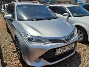 Toyota Corolla Fielder 2016 Silver