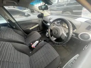 Mazda Demio 2010