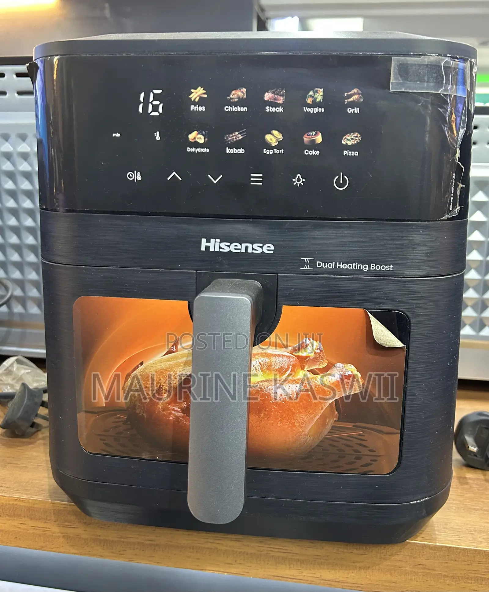 Hisense 8L Air Fryer Black Single Basket Digital Touch900W H08AFBK1S4
