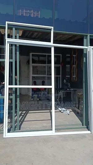 Vacant Shop