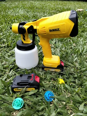 New Dewalt Cordless Spray Gun 550w 88Volts 2 Battery and Accessories