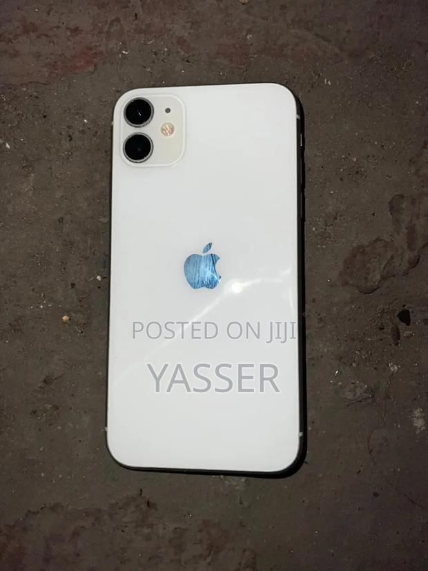 Apple iPhone 11 64 GB White