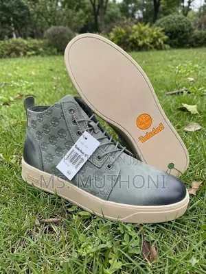 Premium Timberland High-Tops Size 40-45