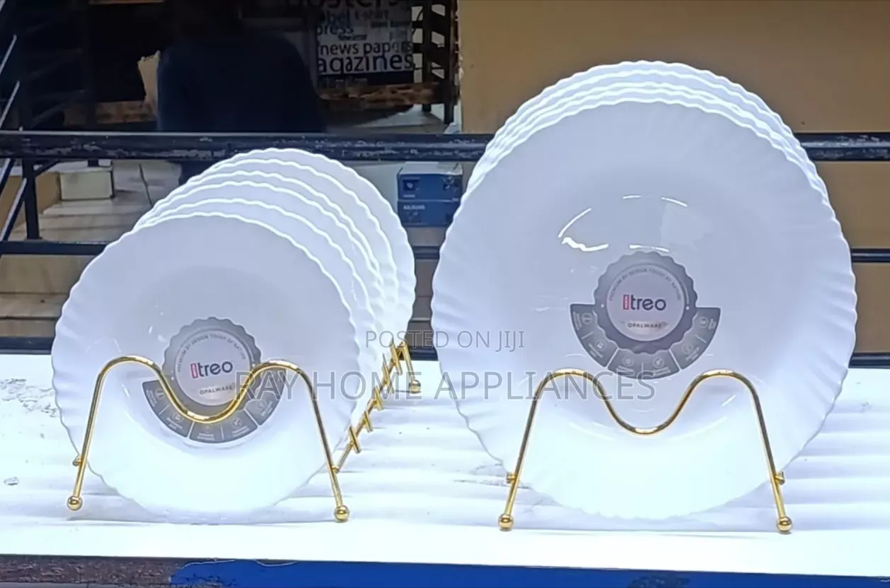 12 PCS Quality Plates Set
6pcs 10" Plates 
6pcs 7.5" Side Plates
