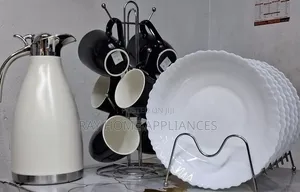 Breakfast Sets  
6 PCS Plates
6 PCS Tea Cups 
2 LTRS Flask