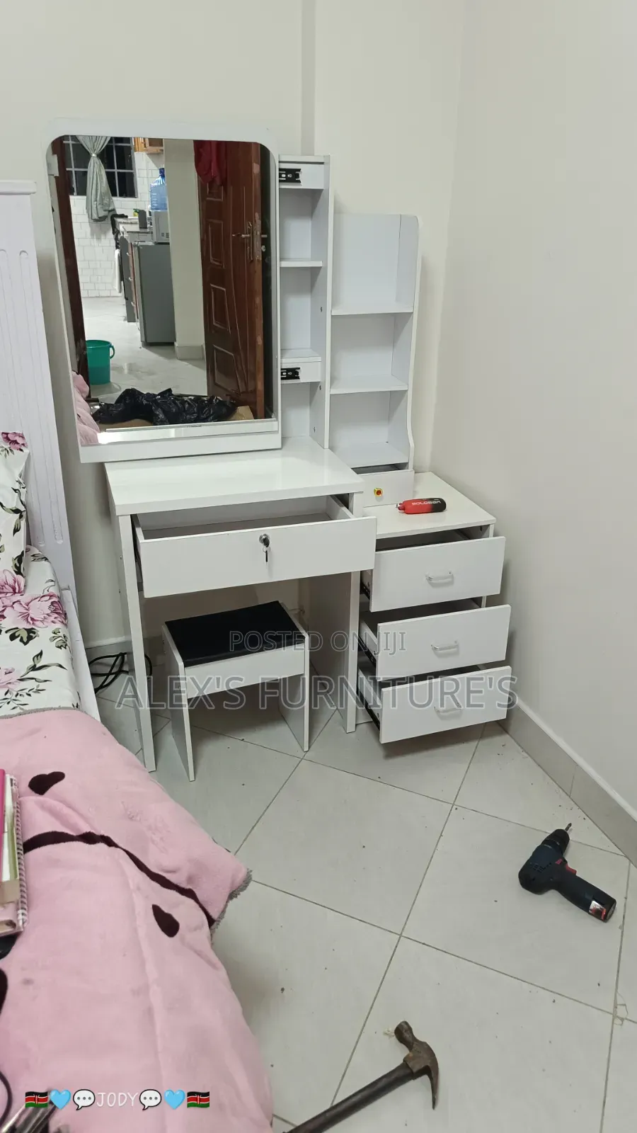 Vanity Dressing Table With Drawer