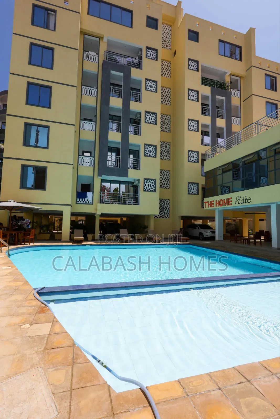 2 Bedrm BNB Nyali,1stAvenue,Full Beach View,free Gym,2 Mins to Beach