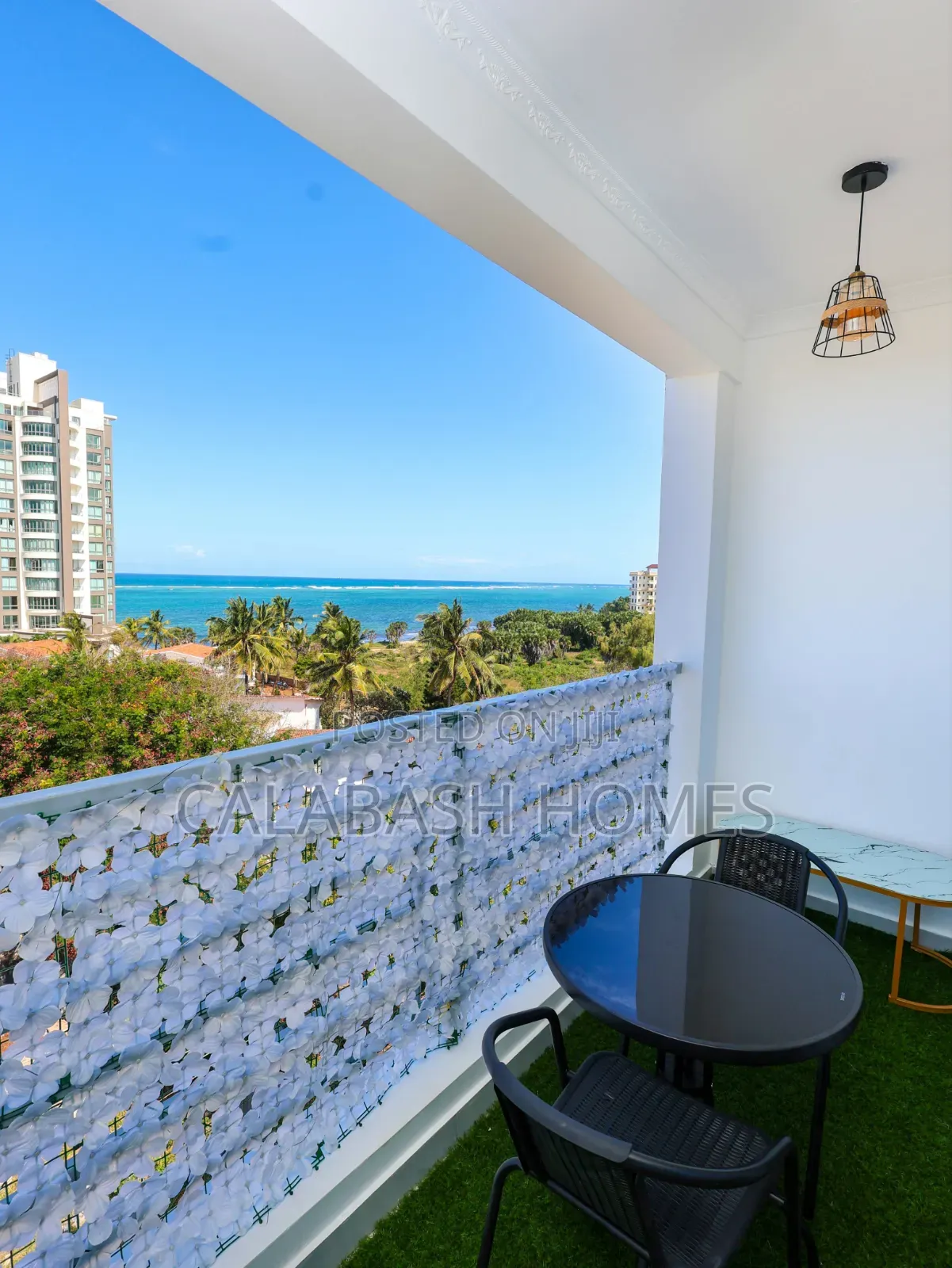 2 Bedrm BNB Nyali,1stAvenue,Full Beach View,free Gym,2 Mins to Beach
