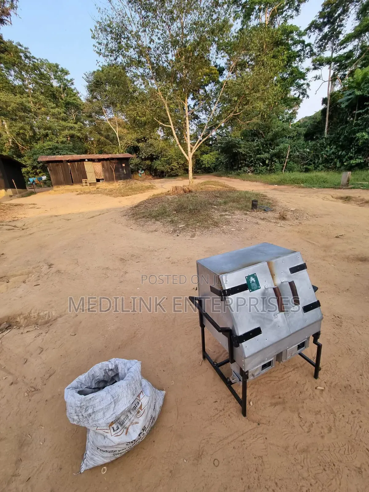 Small Size Energy Saving Charcoal Oven