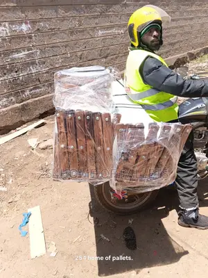 50 Pairs (100 Shoes) Foldable  Pallet Shoe Rack