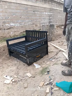 Foldable  4 by 6 Pallet Sofabed Maridadi