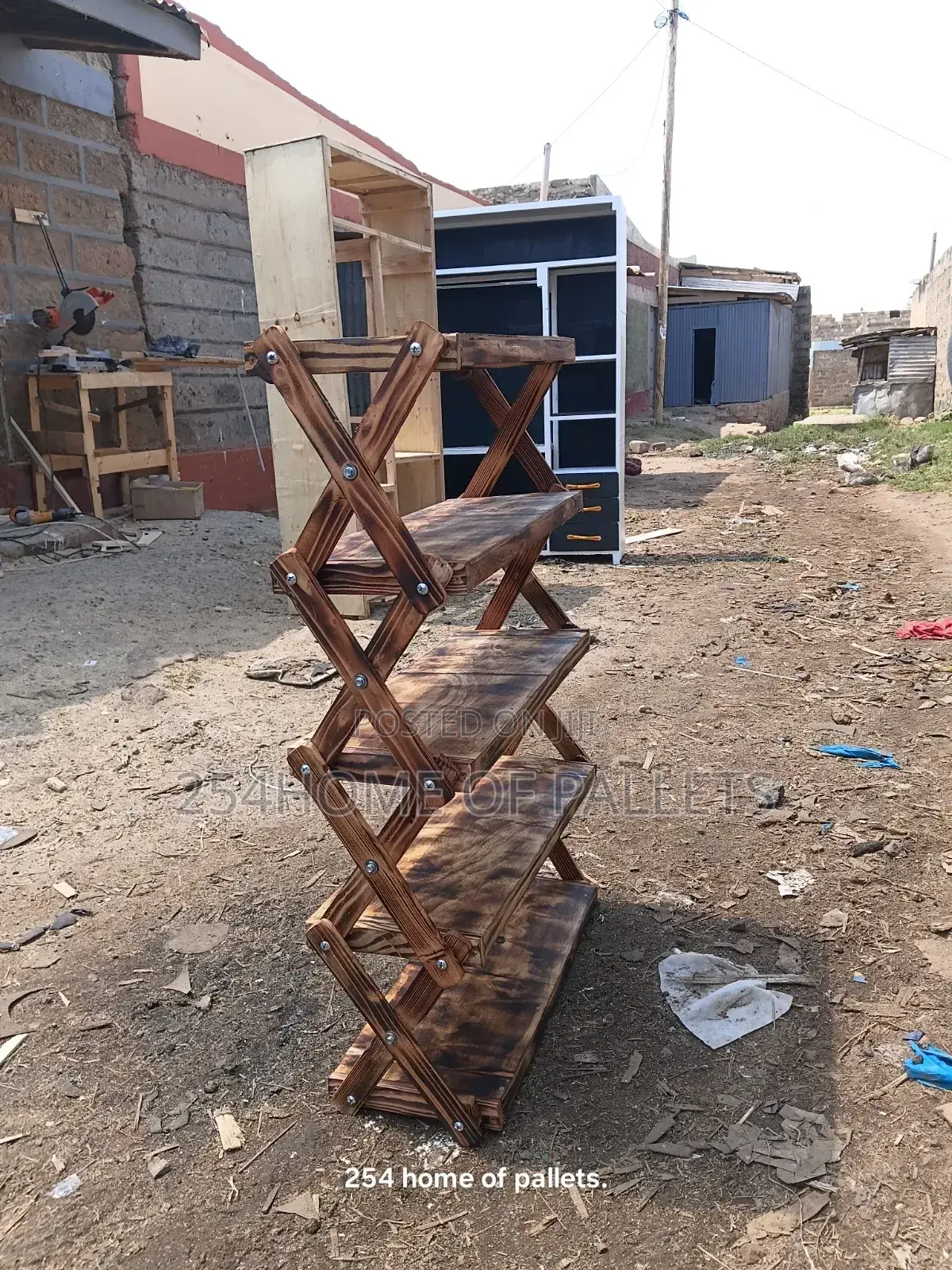 15 Pairs  ( 30 Shoes) Pallet Shoe Rack