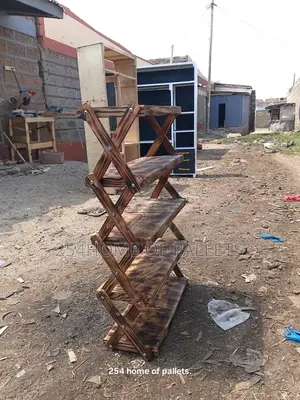 15 Pairs  ( 30 Shoes) Pallet Shoe Rack