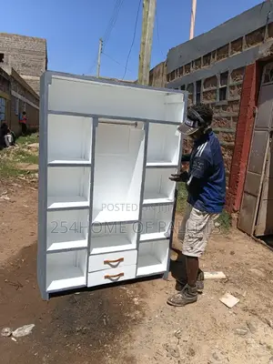4 by 6 Pallet Wardrobe