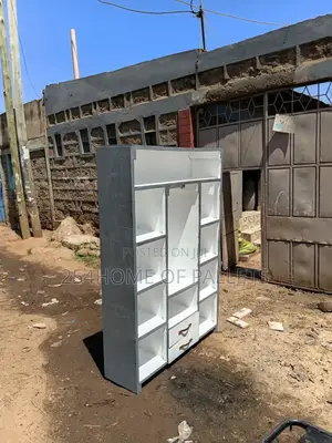 4 by 6 Pallet Wardrobe