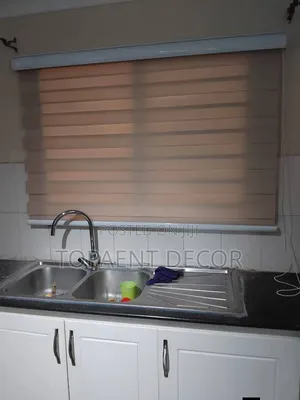 Short Kitchen Window Horizontal Roller Blinds