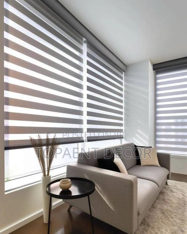 Living Room Premium Horizontal Roller Window Blinds