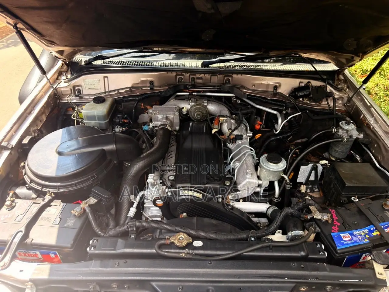 Toyota Land Cruiser HDJ 100 2000 Silver
