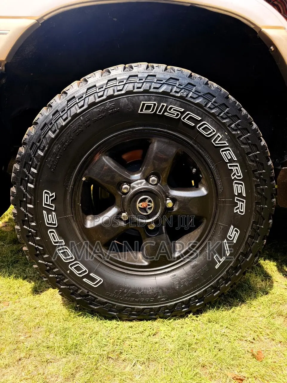 Toyota Land Cruiser HDJ 100 2000 Silver