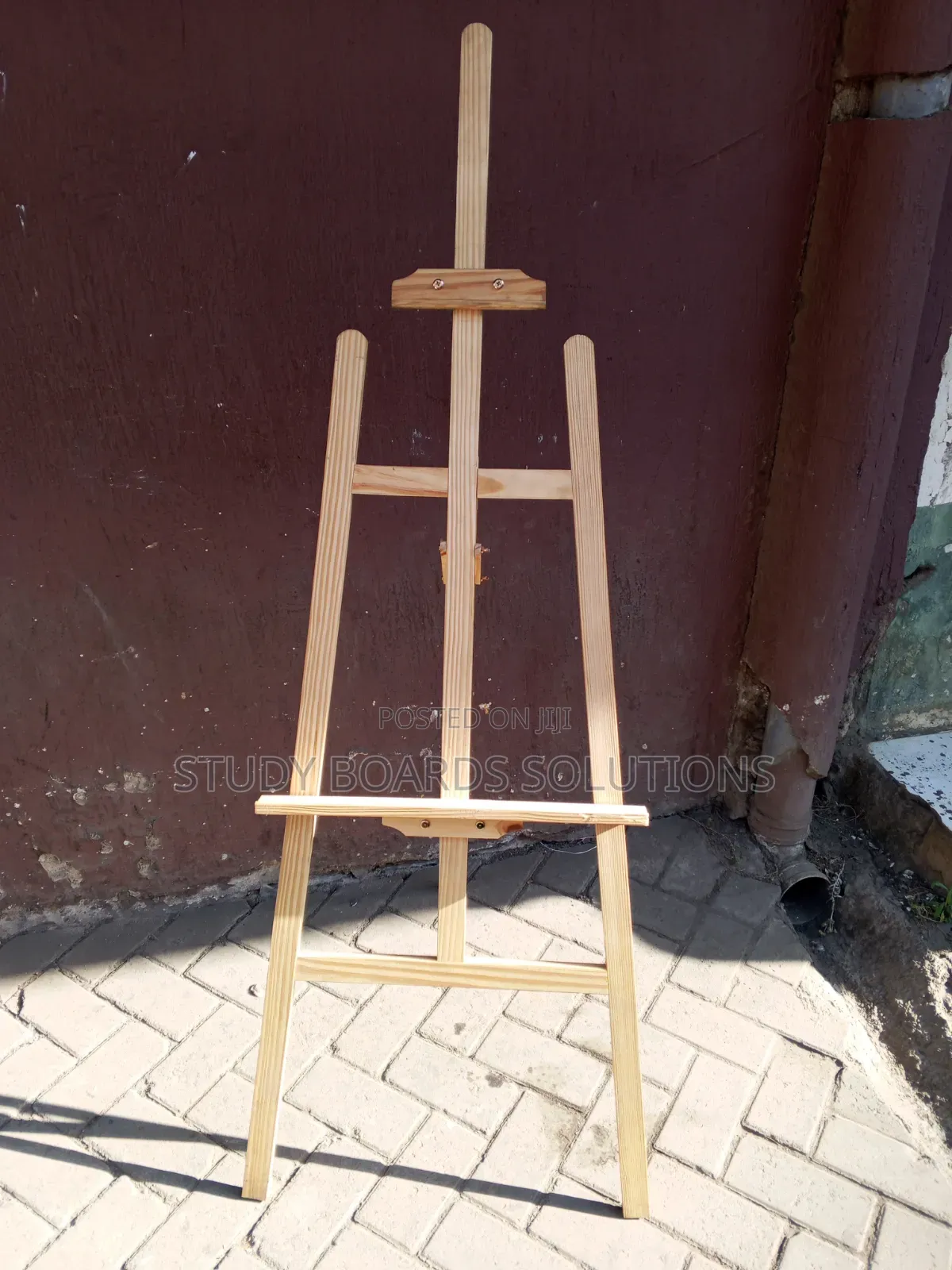 Wooden Canvas Art Stand – Sturdy, Elegant & Adjustable