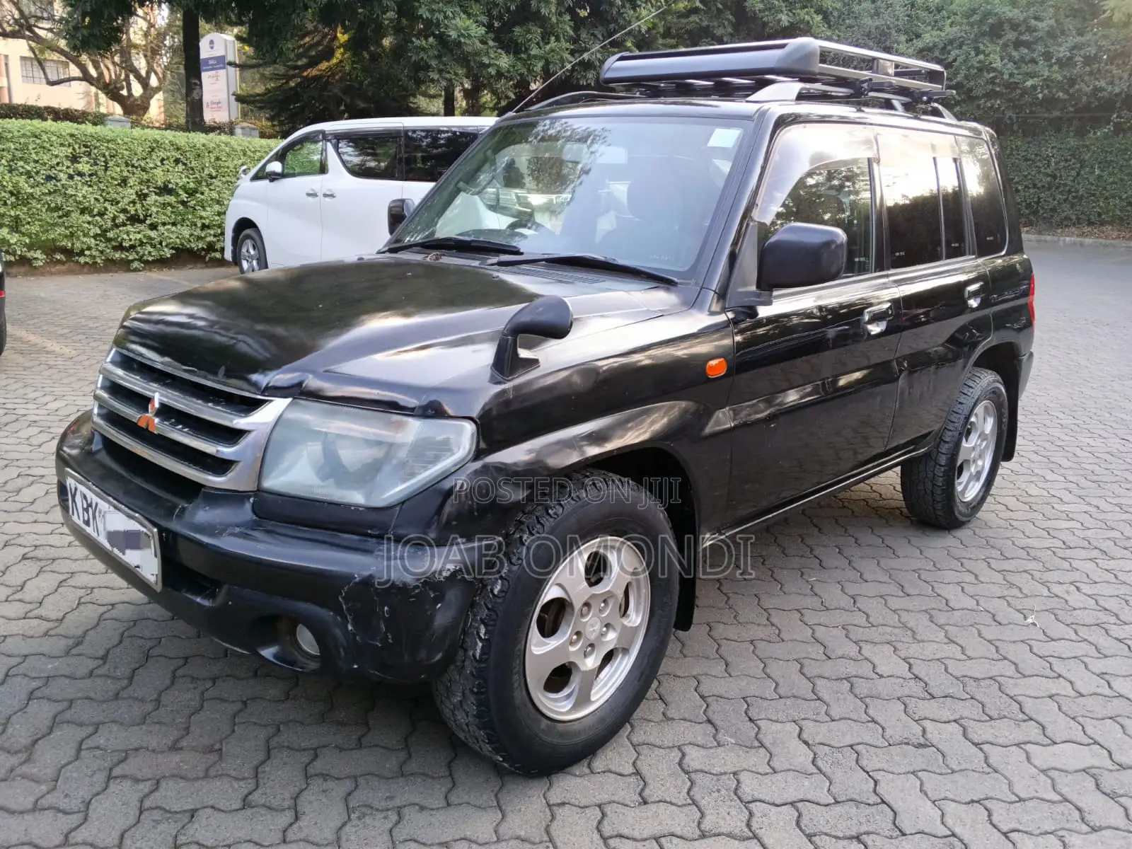 Mitsubishi Pajero IO 2002 Black