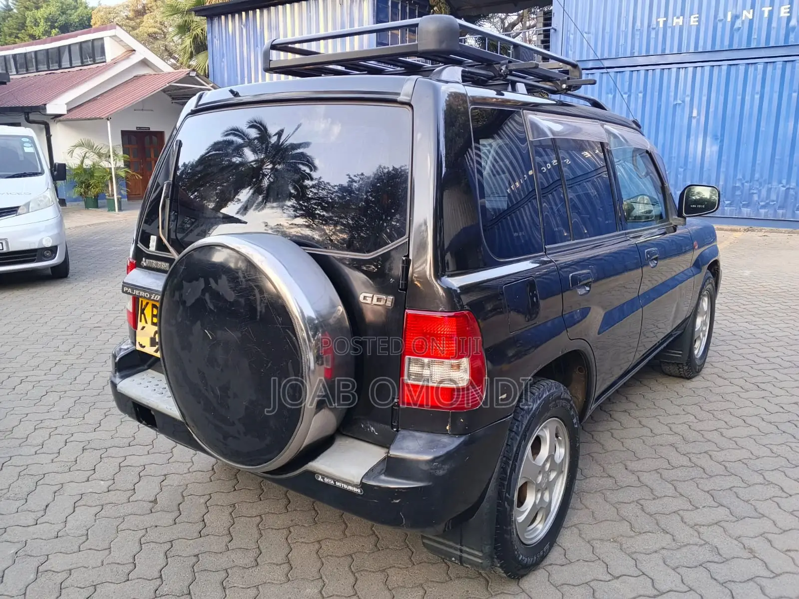 Mitsubishi Pajero IO 2002 Black