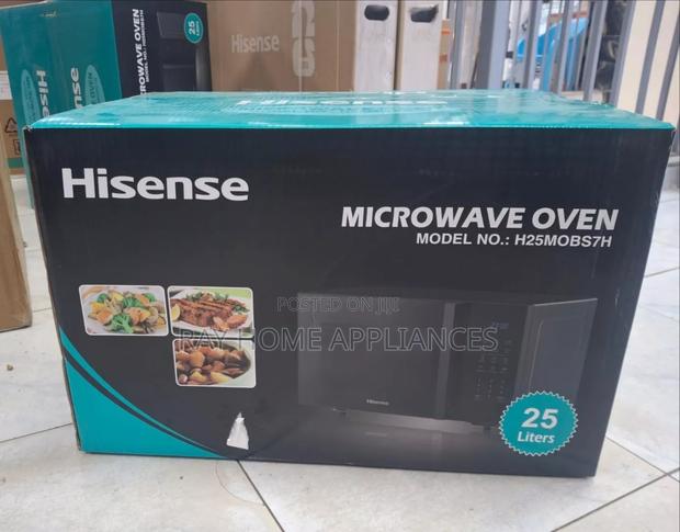 Hisense Microwave 
25litres Black in Colour
