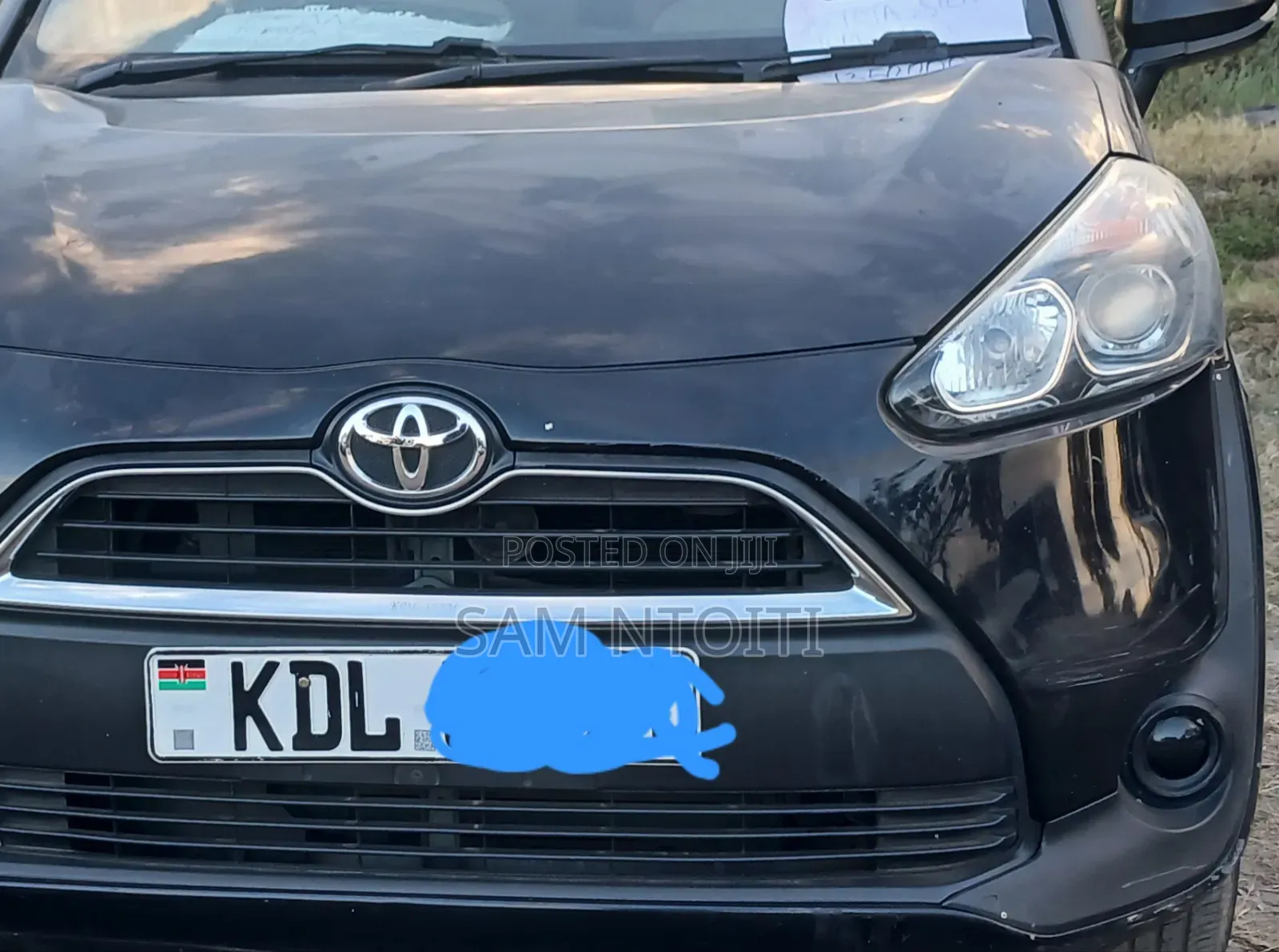 Toyota Sienta 2017 Black