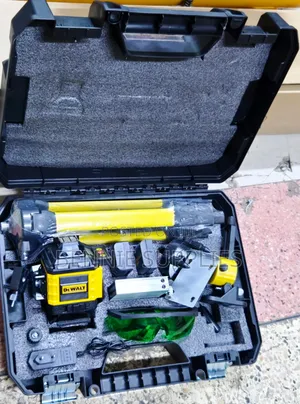 Dewalt Lasser Level 
With Stand