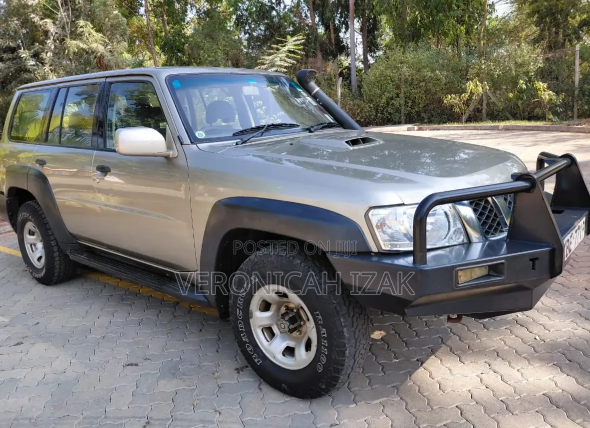 Nissan Patrol 2008 Silver