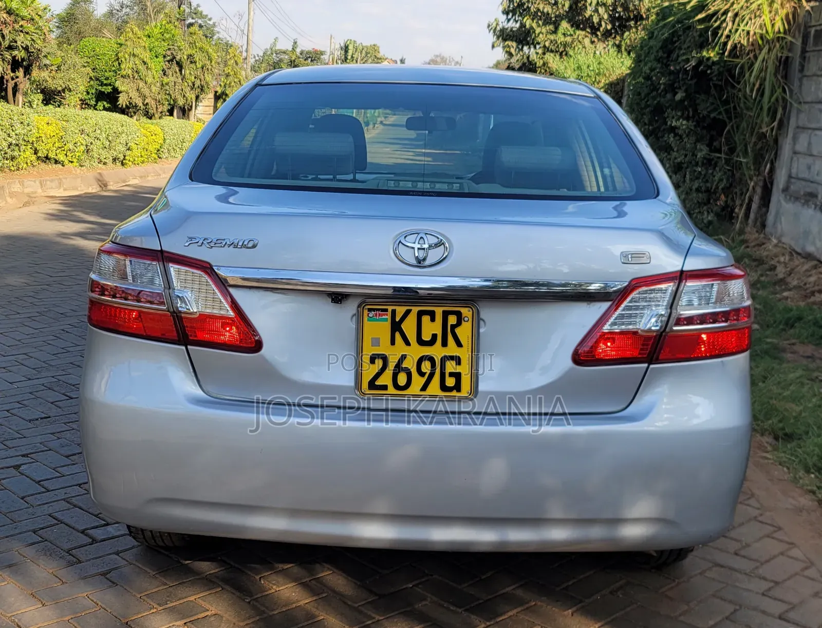 Toyota Premio 2012 Silver
