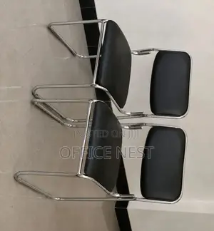 Black Visitor Office Chair – Chrome Frame