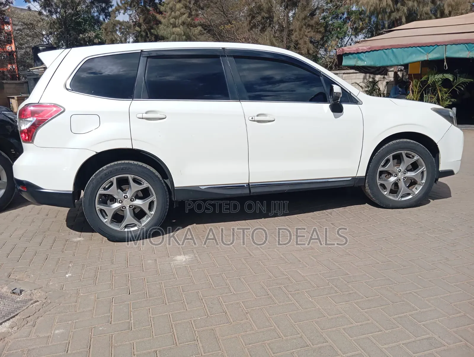 Subaru Forester 2.0XT Premium 4dr SUV AWD (2.0L 4cyl Turbo CVT) 2015