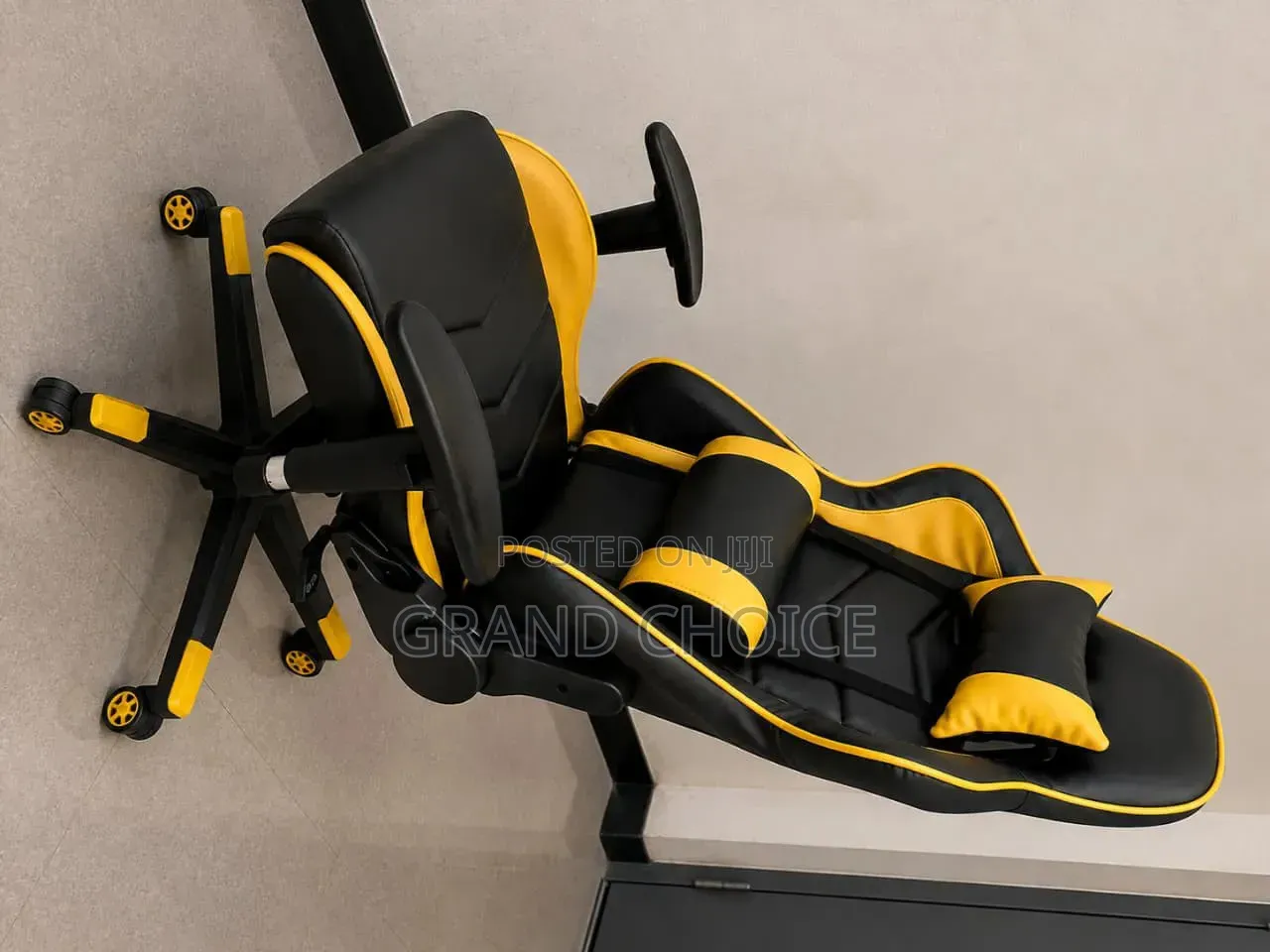 Black & Yellow Reclining Gaming Chair
