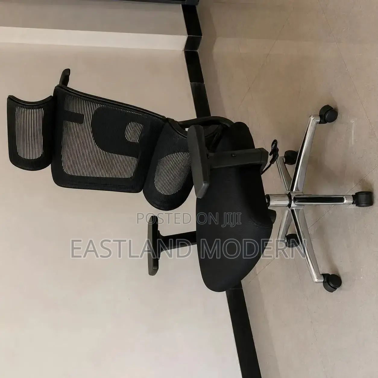 Ergonomic Mesh Office Chair With Headrest & Adjustable Arms