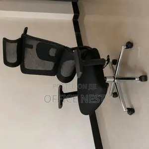 Ergonomic Mesh Office Chair With Headrest & Adjustable Arms