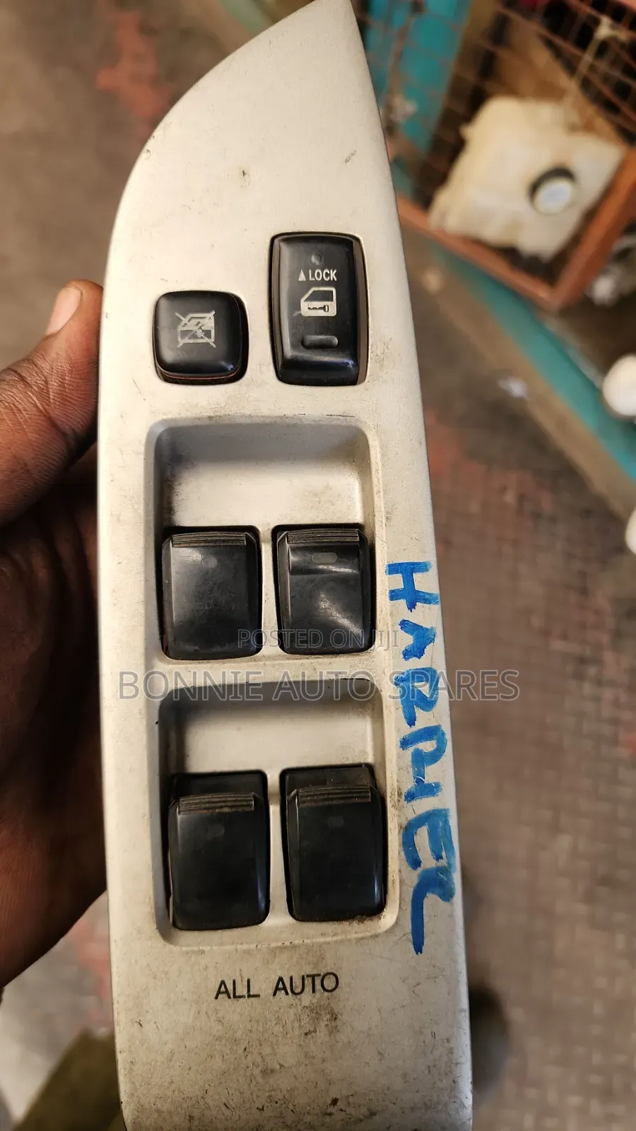 Toyota Harrier 240 Main Switch