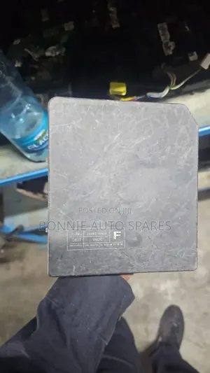 Nissan Serena C26 Fusebox