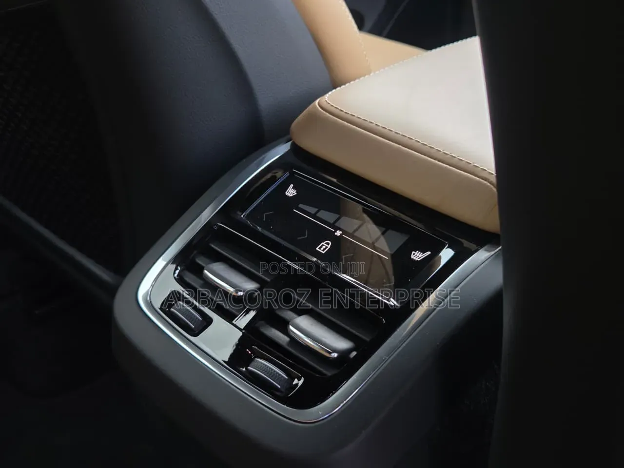 Volvo XC60 2019 Black